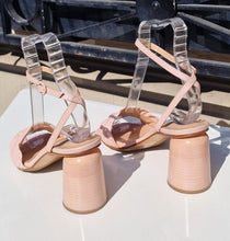 Translation missing: lv.sections.featured_product.gallery_thumbnail_alt