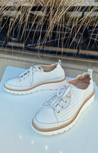 Translation missing: lv.sections.featured_product.gallery_thumbnail_alt