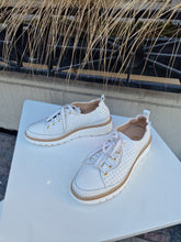 Translation missing: lv.sections.featured_product.gallery_thumbnail_alt