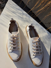 Translation missing: lv.sections.featured_product.gallery_thumbnail_alt