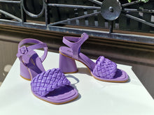 Translation missing: lv.sections.featured_product.gallery_thumbnail_alt
