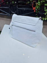 Translation missing: lv.sections.featured_product.gallery_thumbnail_alt

