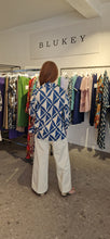 Translation missing: lv.sections.featured_product.gallery_thumbnail_alt

