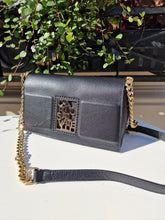 Translation missing: lv.sections.featured_product.gallery_thumbnail_alt
