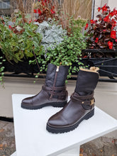 Translation missing: lv.sections.featured_product.gallery_thumbnail_alt
