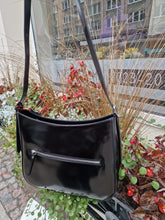 Translation missing: lv.sections.featured_product.gallery_thumbnail_alt
