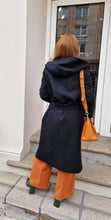 Translation missing: lv.sections.featured_product.gallery_thumbnail_alt
