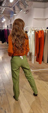 Translation missing: lv.sections.featured_product.gallery_thumbnail_alt
