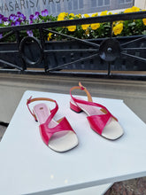 Translation missing: lv.sections.featured_product.gallery_thumbnail_alt
