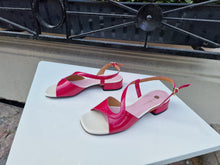 Translation missing: lv.sections.featured_product.gallery_thumbnail_alt

