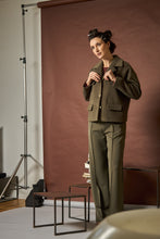 Translation missing: lv.sections.featured_product.gallery_thumbnail_alt
