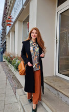 Translation missing: lv.sections.featured_product.gallery_thumbnail_alt
