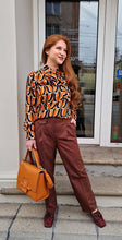 Translation missing: lv.sections.featured_product.gallery_thumbnail_alt

