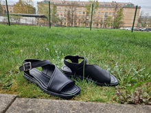 Translation missing: lv.sections.featured_product.gallery_thumbnail_alt
