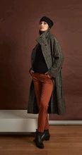 Translation missing: lv.sections.featured_product.gallery_thumbnail_alt
