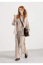 Translation missing: lv.sections.featured_product.gallery_thumbnail_alt
