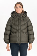 Translation missing: lv.sections.featured_product.gallery_thumbnail_alt
