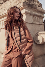 Translation missing: lv.sections.featured_product.gallery_thumbnail_alt
