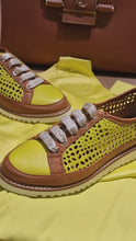 Translation missing: lv.sections.featured_product.video_thumbnail_alt
