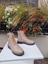 Translation missing: lv.sections.featured_product.gallery_thumbnail_alt
