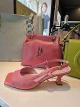 Translation missing: lv.sections.featured_product.gallery_thumbnail_alt
