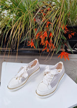 Translation missing: lv.sections.featured_product.gallery_thumbnail_alt
