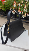 Translation missing: lv.sections.featured_product.gallery_thumbnail_alt
