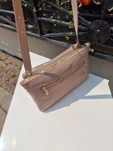 Translation missing: lv.sections.featured_product.gallery_thumbnail_alt
