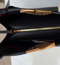 Translation missing: lv.sections.featured_product.gallery_thumbnail_alt
