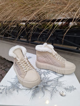 Translation missing: lv.sections.featured_product.gallery_thumbnail_alt
