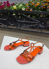 Translation missing: lv.sections.featured_product.gallery_thumbnail_alt
