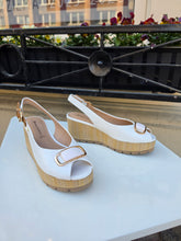 Translation missing: lv.sections.featured_product.gallery_thumbnail_alt
