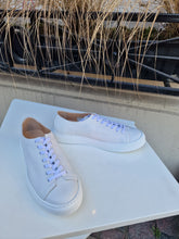 Translation missing: lv.sections.featured_product.gallery_thumbnail_alt
