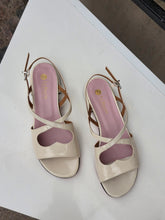 Translation missing: lv.sections.featured_product.gallery_thumbnail_alt
