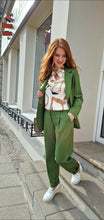 Translation missing: lv.sections.featured_product.gallery_thumbnail_alt

