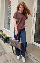 Translation missing: lv.sections.featured_product.gallery_thumbnail_alt

