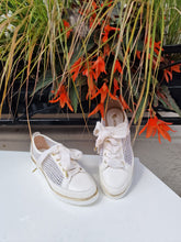 Translation missing: lv.sections.featured_product.gallery_thumbnail_alt
