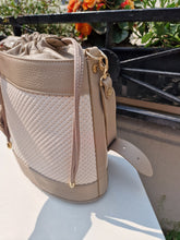 Translation missing: lv.sections.featured_product.gallery_thumbnail_alt
