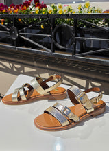 Translation missing: lv.sections.featured_product.gallery_thumbnail_alt
