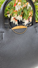 Translation missing: lv.sections.featured_product.gallery_thumbnail_alt
