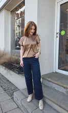 Translation missing: lv.sections.featured_product.gallery_thumbnail_alt
