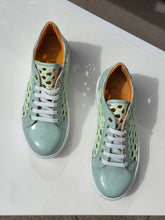 Translation missing: lv.sections.featured_product.gallery_thumbnail_alt

