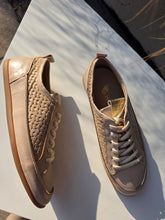 Translation missing: lv.sections.featured_product.gallery_thumbnail_alt
