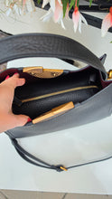 Translation missing: lv.sections.featured_product.gallery_thumbnail_alt
