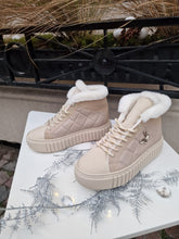Translation missing: lv.sections.featured_product.gallery_thumbnail_alt
