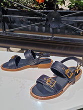 Translation missing: lv.sections.featured_product.gallery_thumbnail_alt
