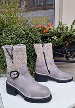 Translation missing: lv.sections.featured_product.gallery_thumbnail_alt
