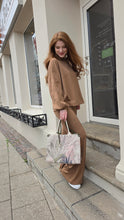 Translation missing: lv.sections.featured_product.gallery_thumbnail_alt
