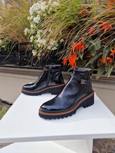 Translation missing: lv.sections.featured_product.gallery_thumbnail_alt
