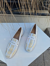 Translation missing: lv.sections.featured_product.gallery_thumbnail_alt
